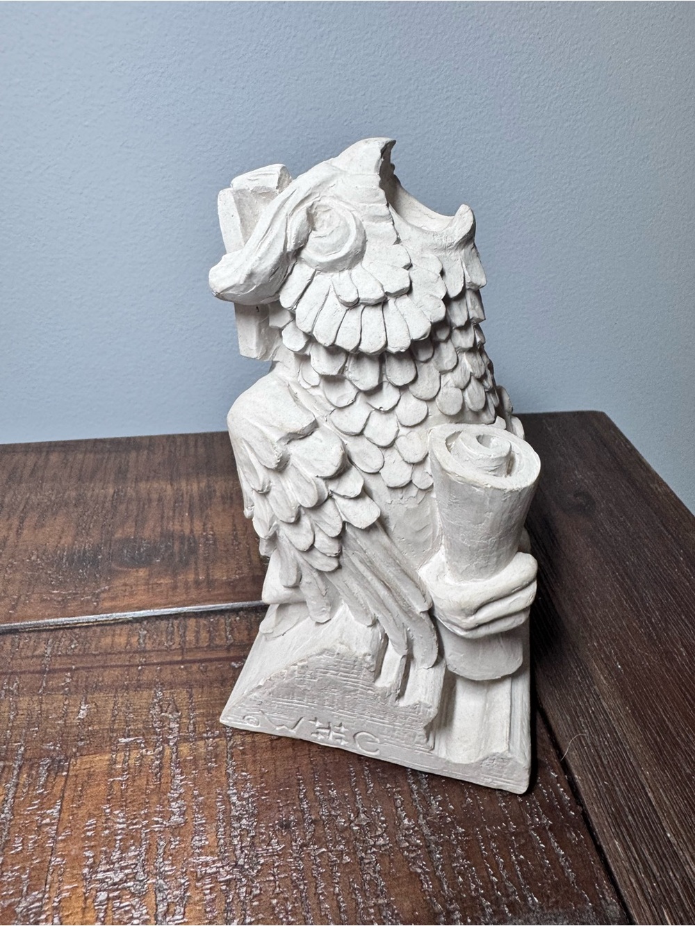 Screaming owl graduation Sculpture/ Book End